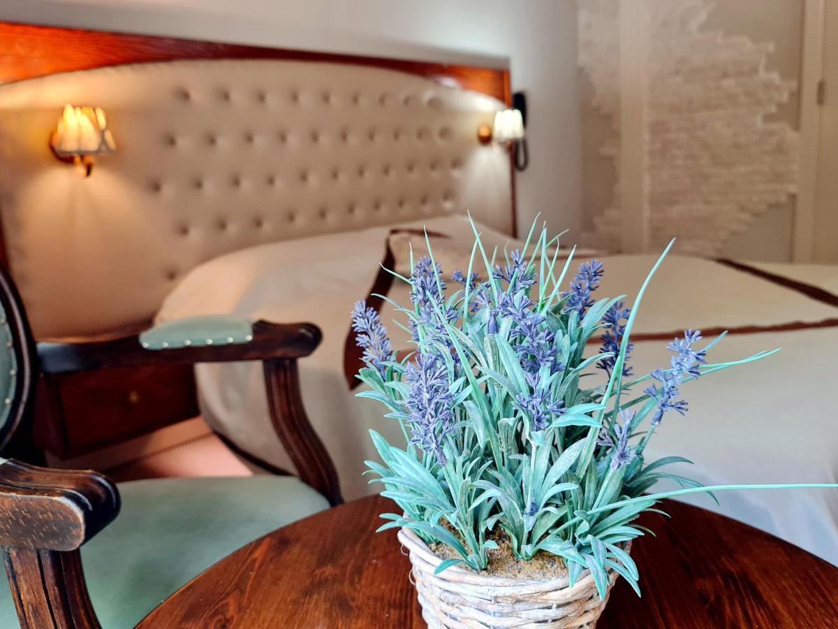Sofia Boutique Hotel Kerýnia Eksteriør bilde