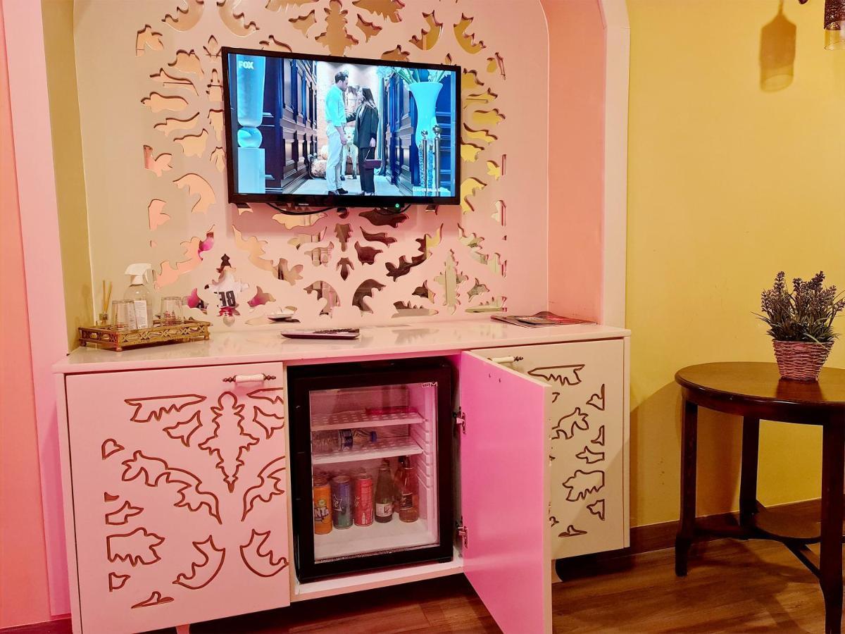 Sofia Boutique Hotel Kerýnia Eksteriør bilde