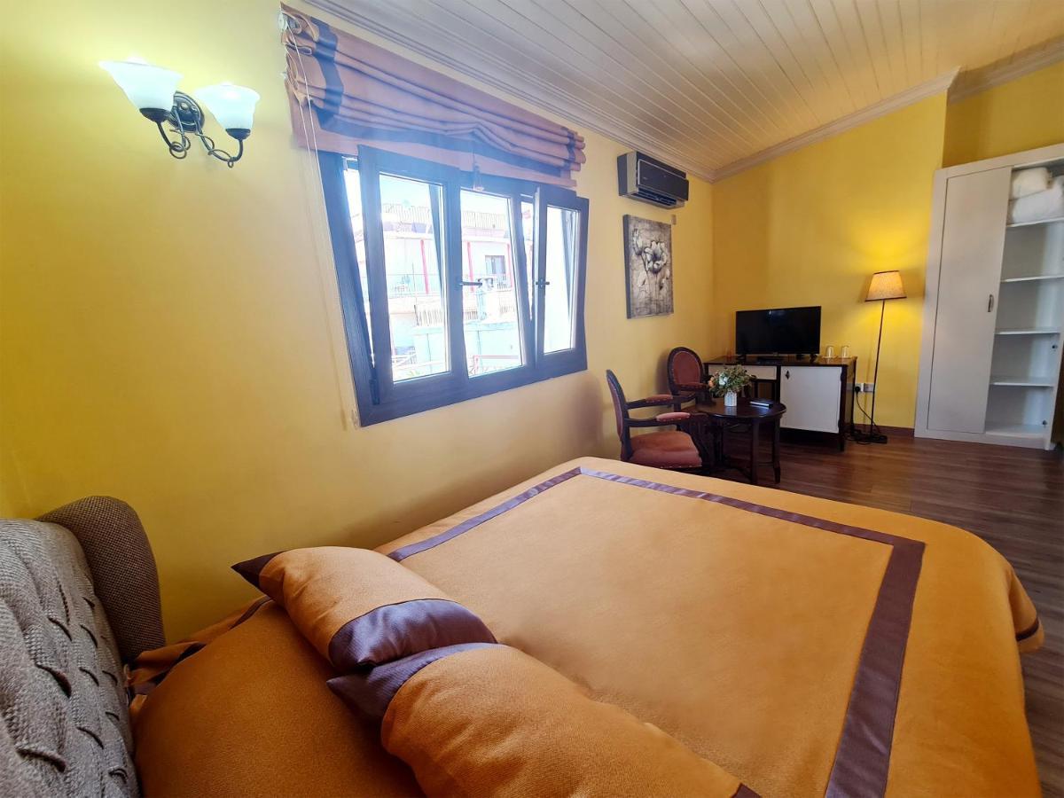 Sofia Boutique Hotel Kerýnia Eksteriør bilde